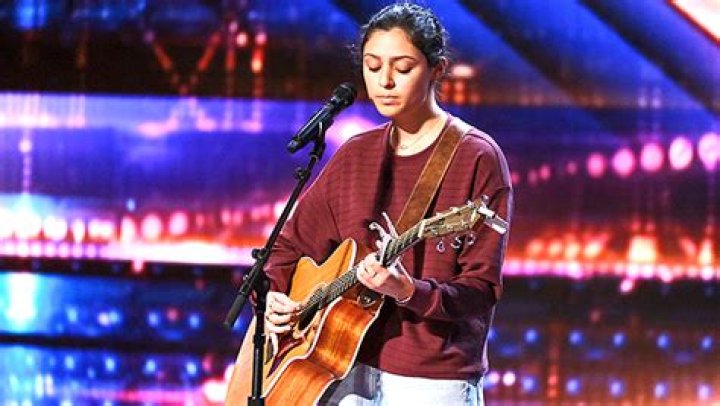 Who Is Amanda Mammana? About The ‘AGT’ Singer With Speech Impediment – Hollywood Life