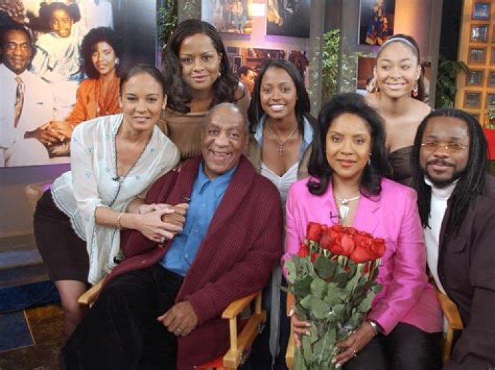 Who Is Ensa Cosby? 5 Things On Bill Cosby’s Daughter Who Died At 44  – Hollywood Life