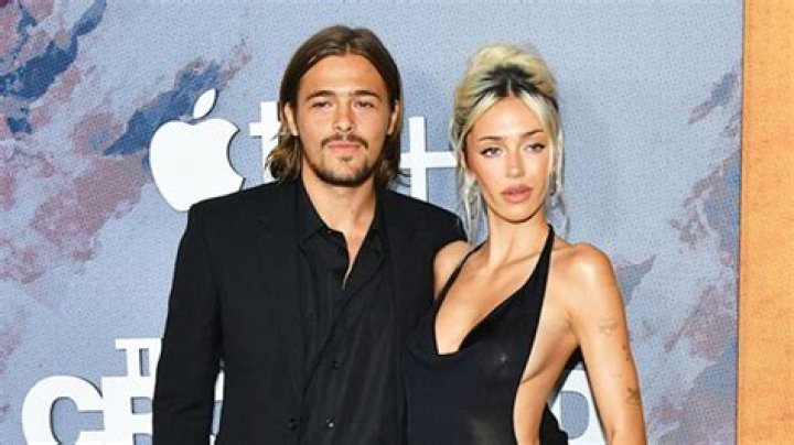 Who Is Henry Eikenberry? 5 Things About Delilah Hamlin’s Boyfriend – Hollywood Life