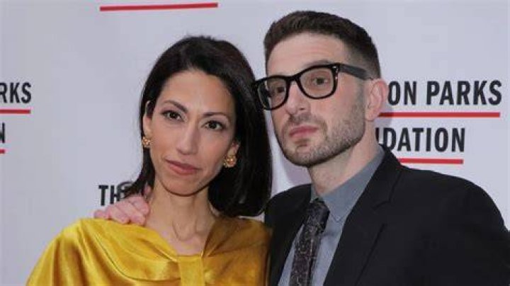 Who Is Huma Abedin? Here Are 5 Things About the Political Staffer – Hollywood Life