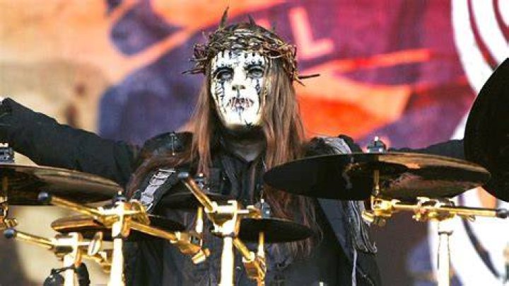 Who Is Joey Jordison? 5 Things About Slipknot Drummer Dead At 46 – Hollywood Life