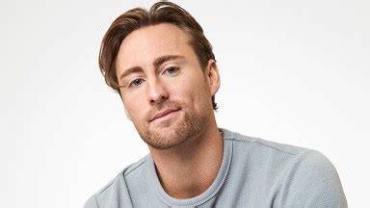 Who Is Johnny DePhillipo? Facts About ‘Bachelor In Paradise’ Star – Hollywood Life