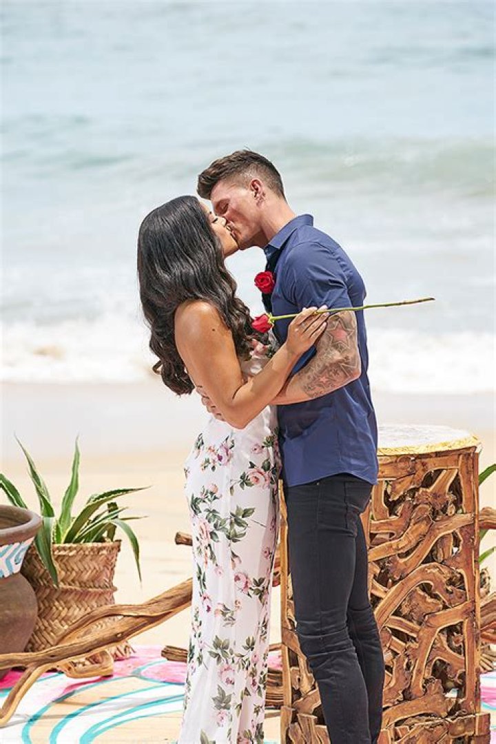 Who Is Kenny Braasch? 5 Things About The ‘Bachelor In Paradise’ Star – Hollywood Life