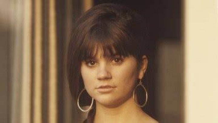 Who Is Linda Ronstadt? About the Music Icon Selena Gomez Is Playing – Hollywood Life