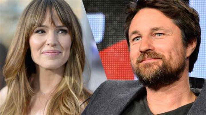 Who is Martin Henderson Girlfriend & Did they Just Call it Quits? – Hollywood Life