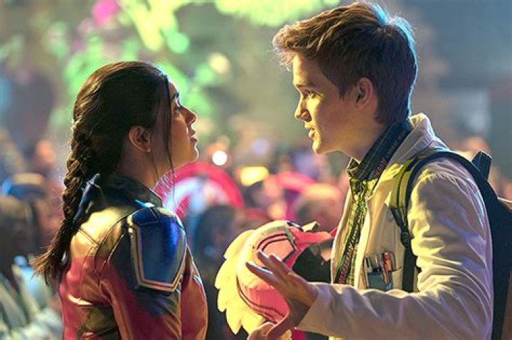 Who Is Matt Lintz? 5 Things About Actor Starring In ‘Ms. Marvel’ – Hollywood Life