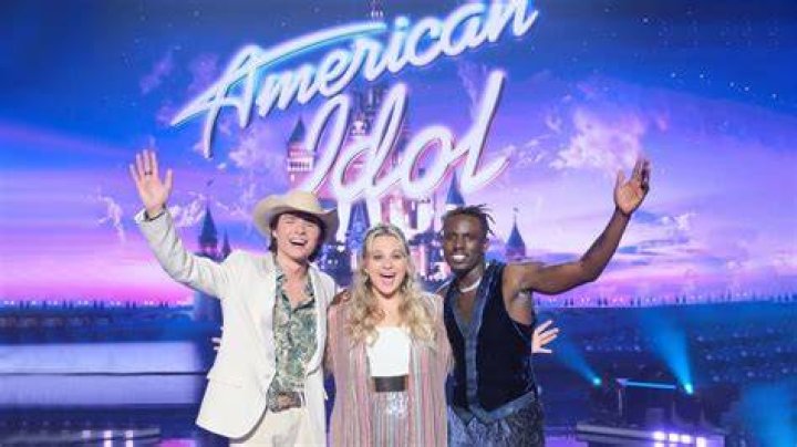 Who Is Montell Jordan? 5 Things About Singer On ‘American Idol’ Finale – Hollywood Life
