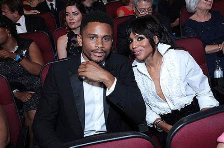 Who Is Nnamdi Asomugha? 5 Things About Kerry Washington’s Husband – Hollywood Life