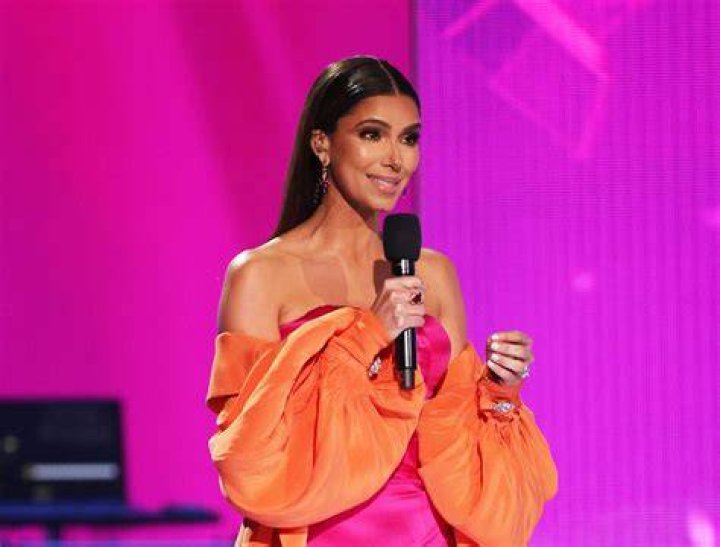 Who Is Roselyn Sánchez? About The Actress & NYE Host – Hollywood Life