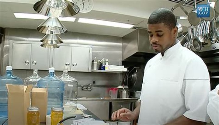 Who Is Tafari Campbell? 5 Things About Barack Obama’s Chef Who Died – Hollywood Life