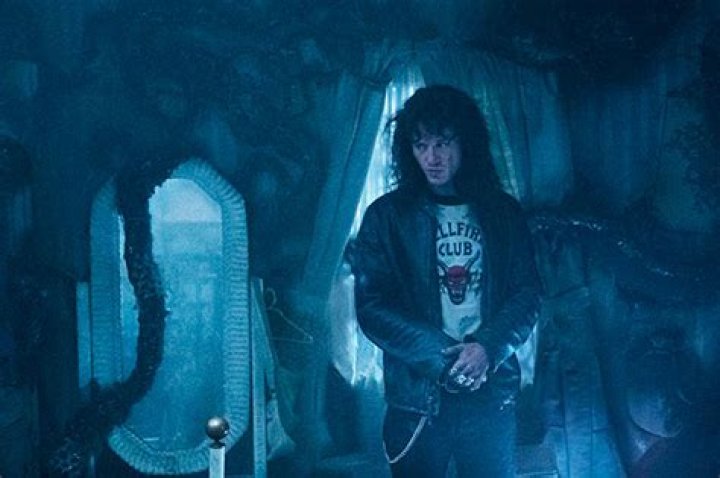 Why Eddie May Return As A Vampire In Season 5 – Hollywood Life