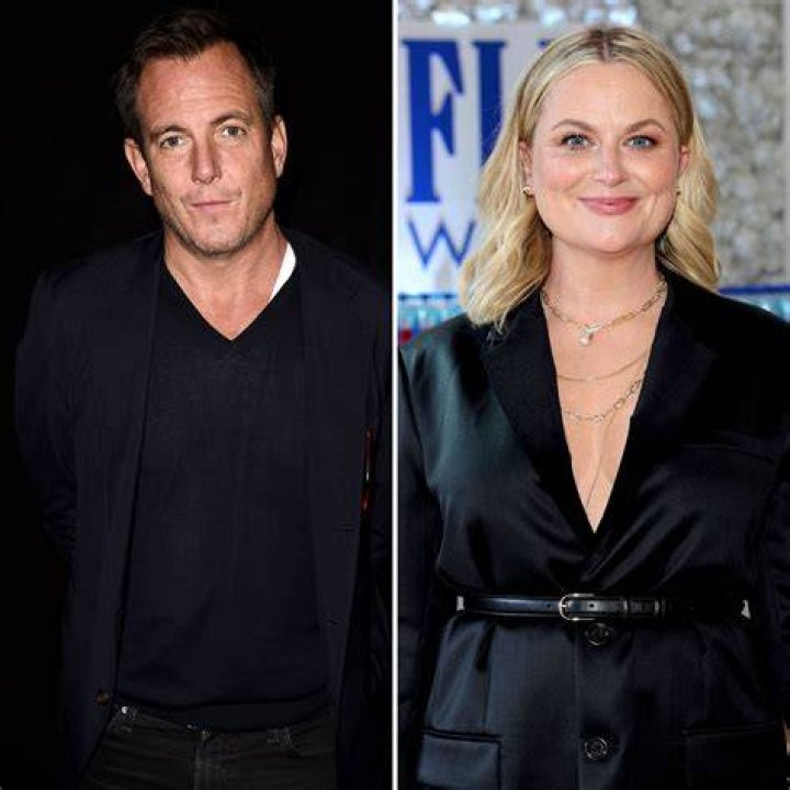 Will Arnett Cried On Side Of The Road After ‘Brutal’ Amy Poehler Split – Hollywood Life