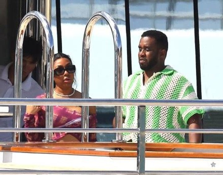 Yung Miami Wears Diamond Ring Amid Diddy Romance At Birthday Bash – Hollywood Life