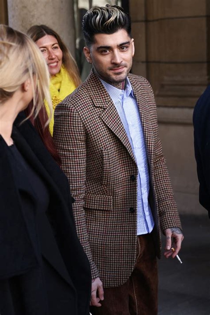 Zayn Malik Looks Handsome in Rare Public Appearance at Paris Fashion Week: New Photos