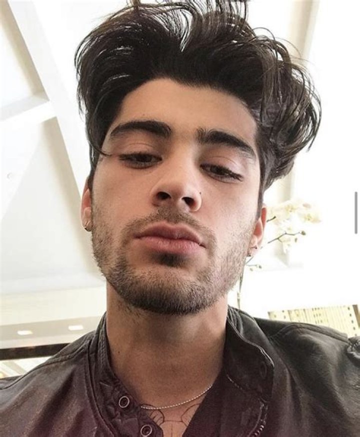 Zayn Malik Starts 2021 Off On A Sexy Note With His New R&B Single ‘Vibez’