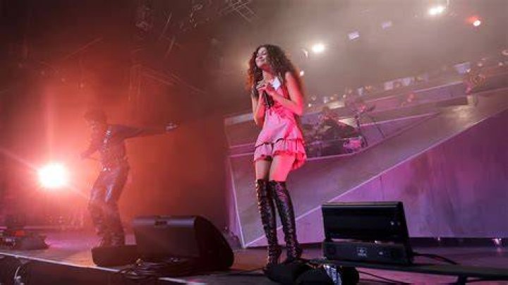 Zendaya Performs ‘Euphoria’ Songs With Labrinth In First Live Performance In 7 Years: Watch